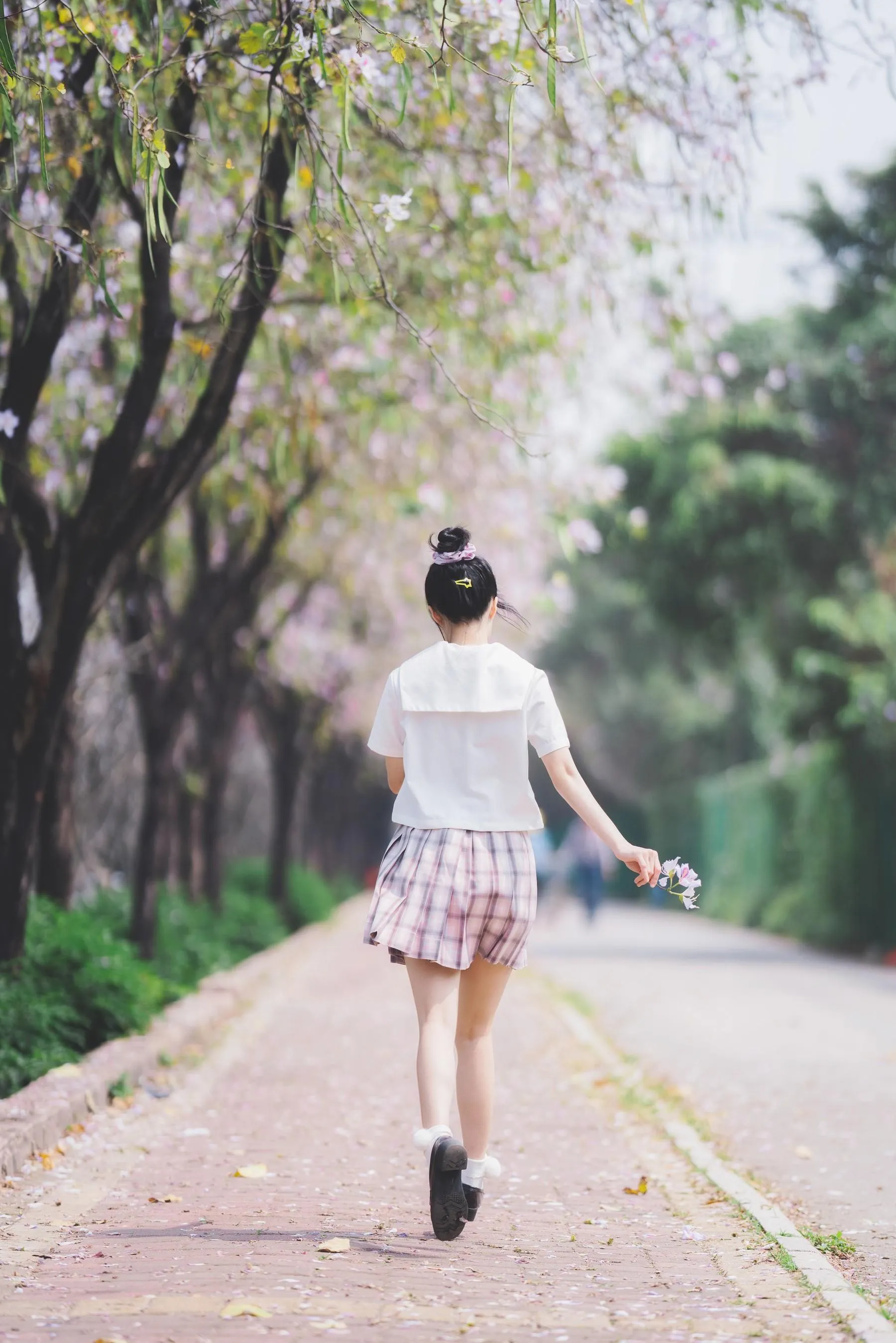 [艺图语] 2022.06.21 花与少女 思涼poi [35P]插图8